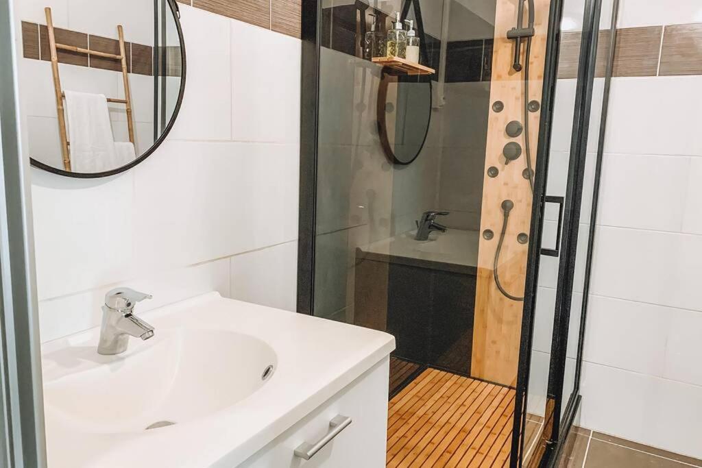 ボルドーNuit D'Exception - Loft Avec Jacuzziアパートメント エクステリア 写真